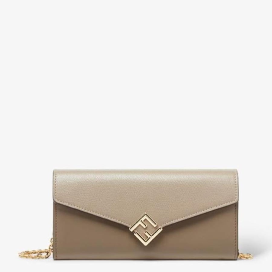 فندي  FENDI