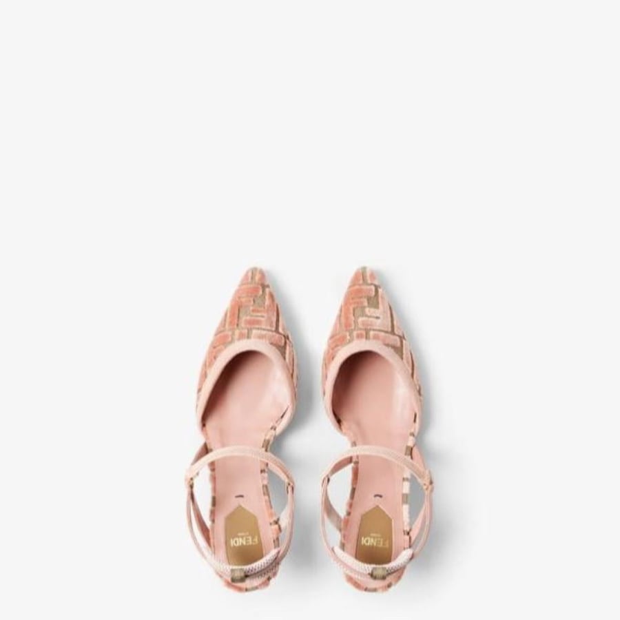 كعب فندي FENDI
