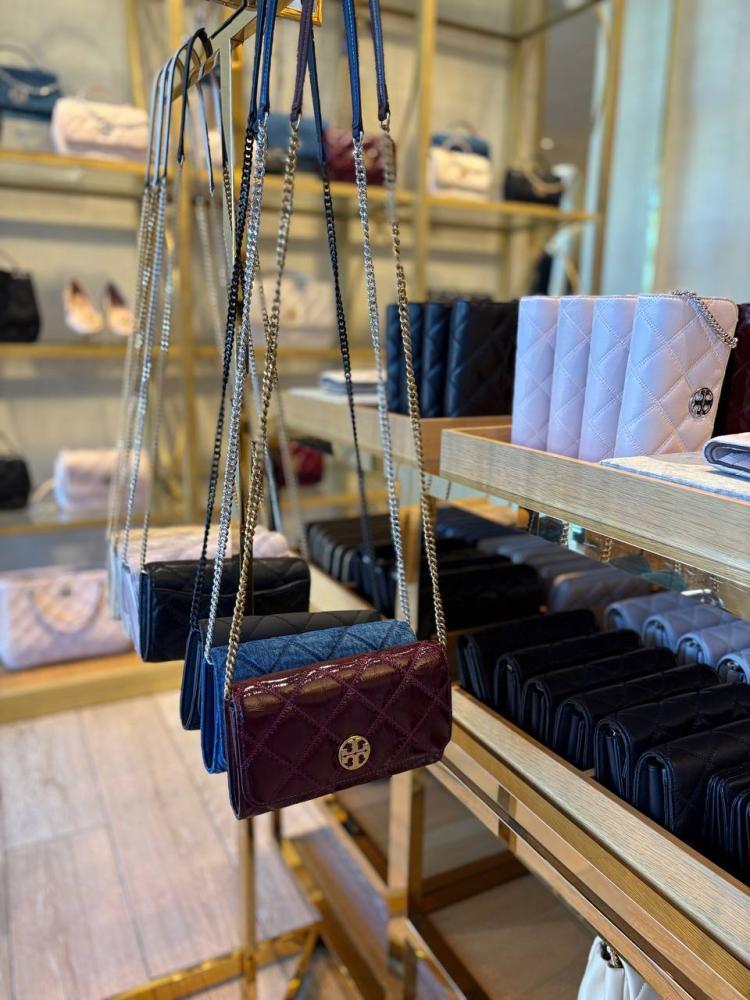 توري بورش  TORY BURCH