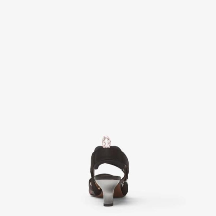 كعب فندي FENDI
