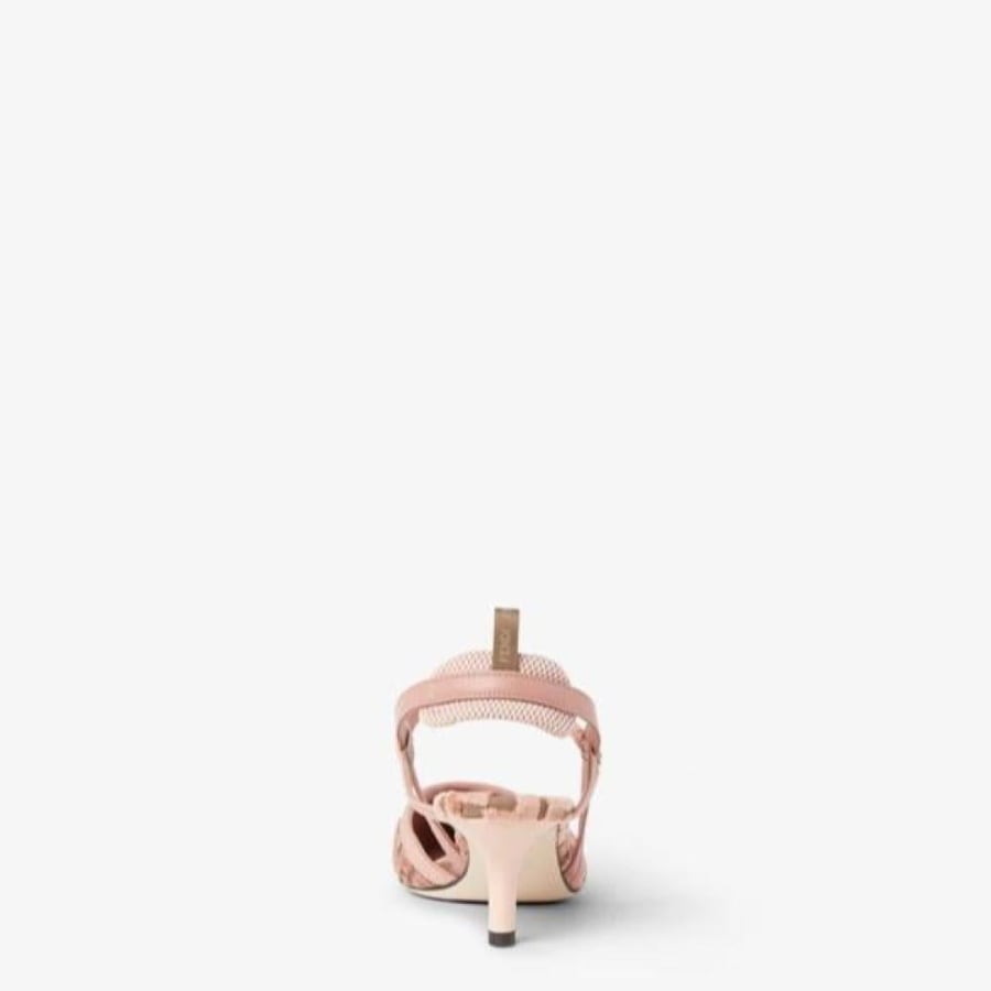 كعب فندي FENDI
