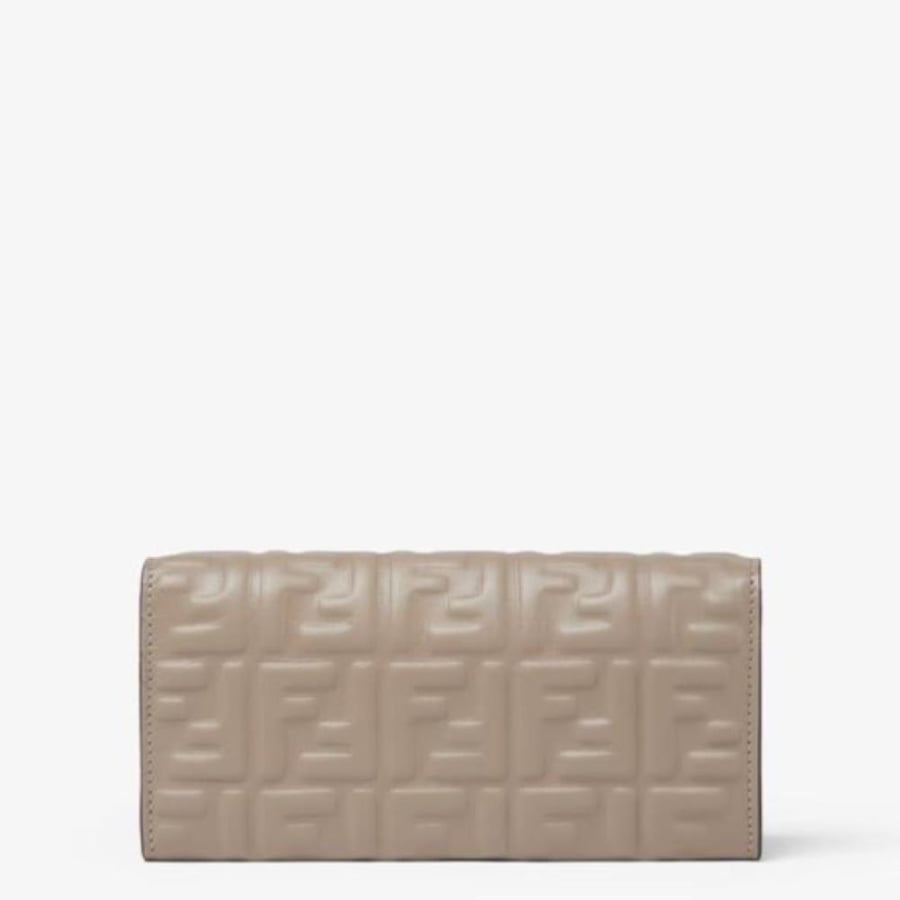 فندي  FENDI