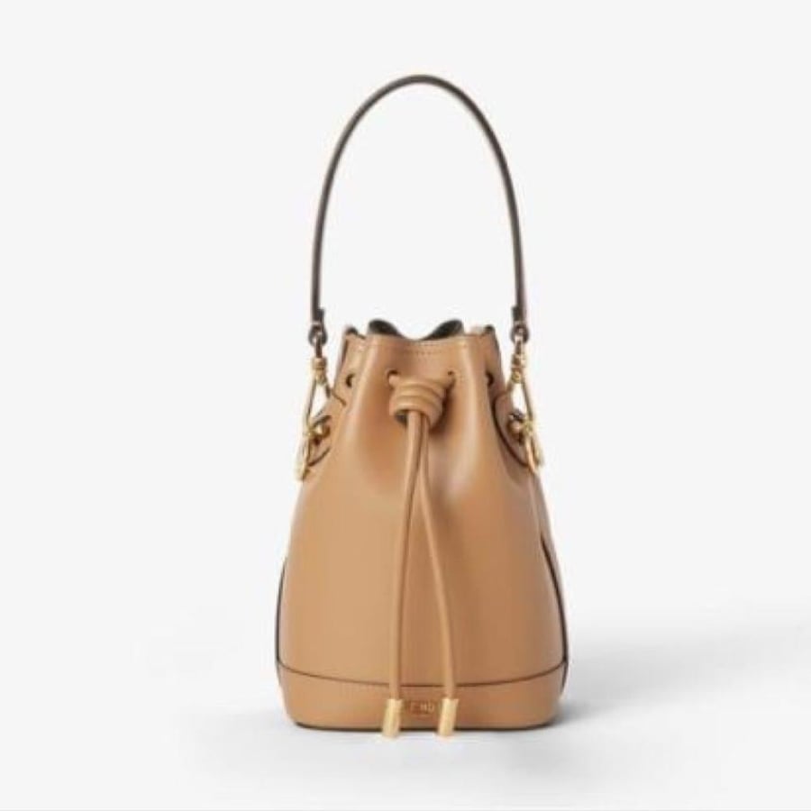 فندي بوكيت  FENDI