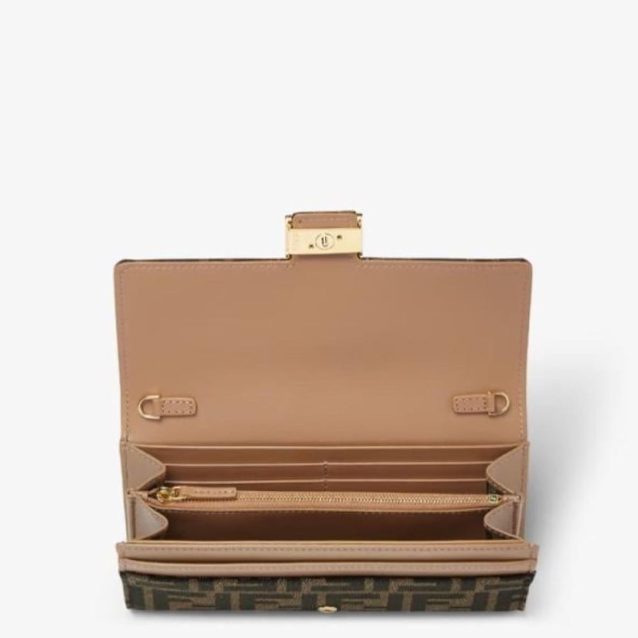 فندي  FENDI