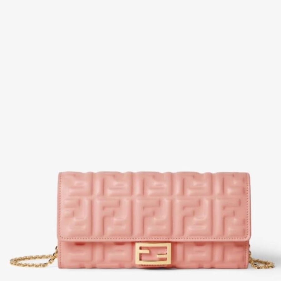 فندي  FENDI