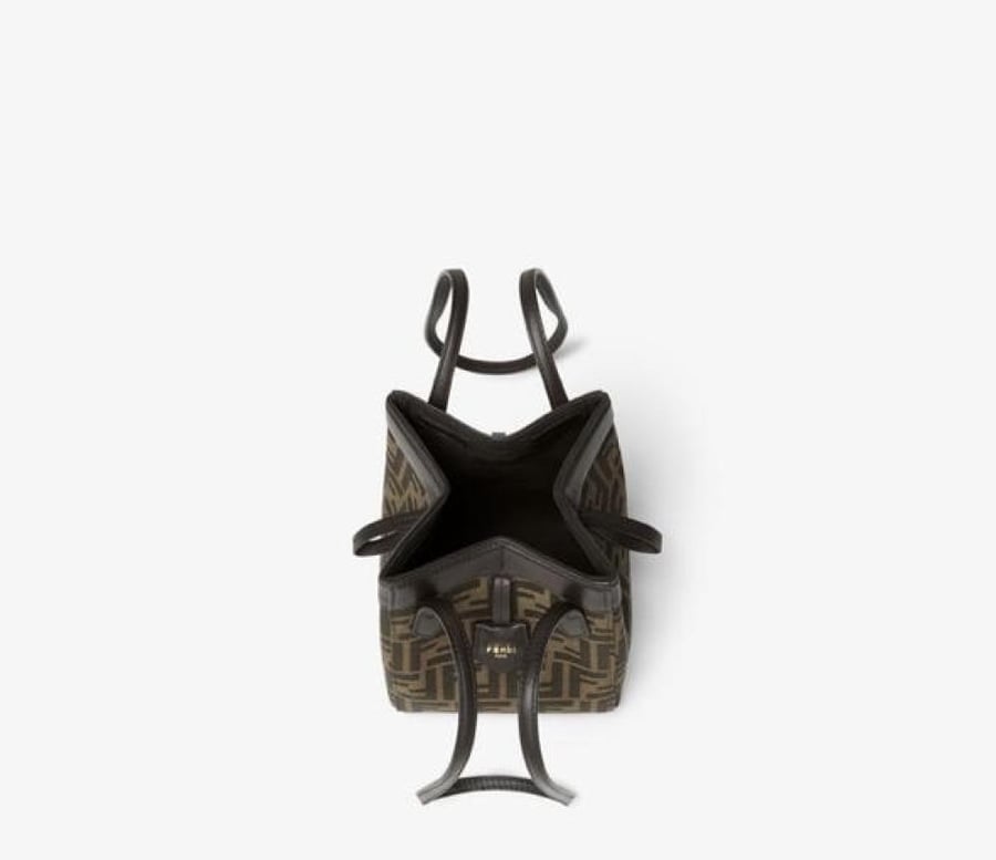 فندي  FENDI