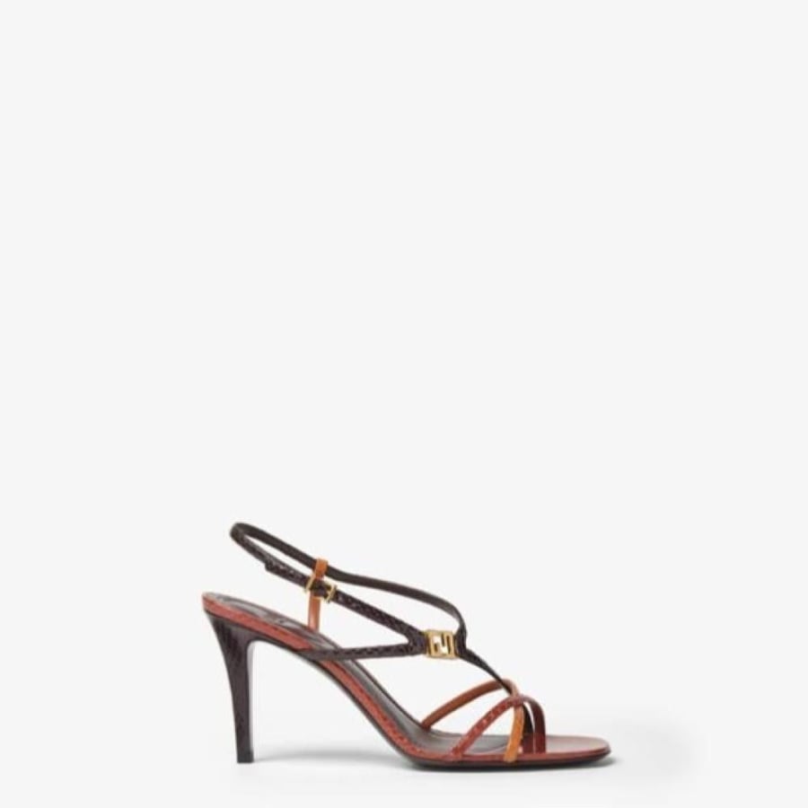 كعب فندي FENDI