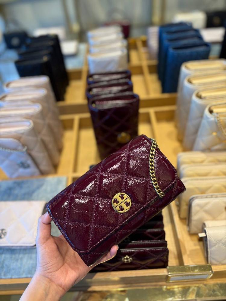 توري بورش  TORY BURCH