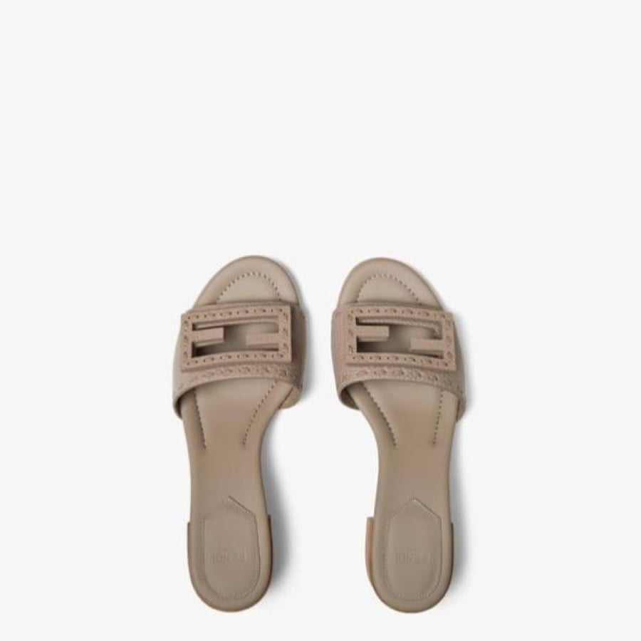 كعب فندي FENDI
