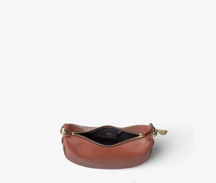 فندي بوكيت  FENDI
