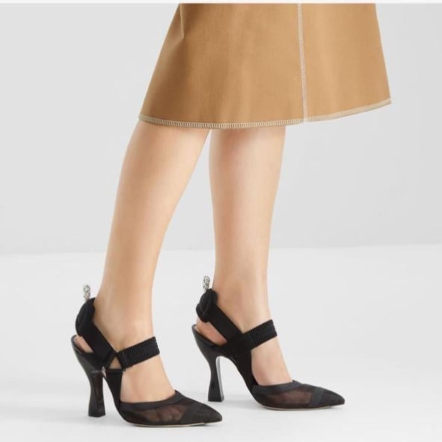 كعب فندي FENDI