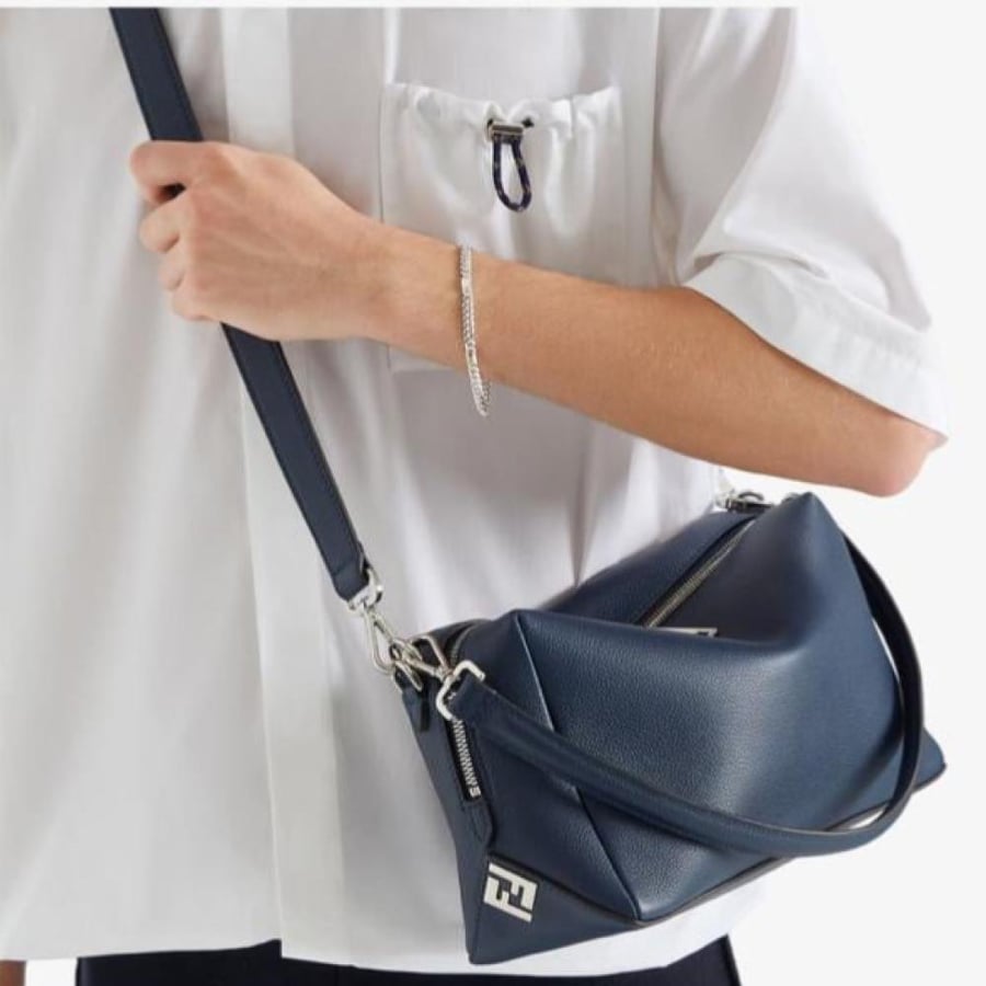 اسوارة فندي  FENDI