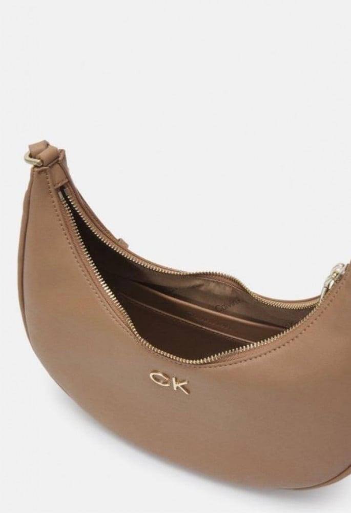 كالفن كلاين  Calvin Klein