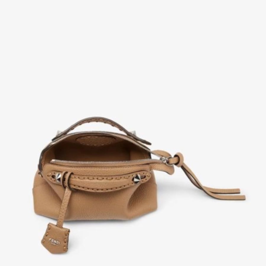 فندي بوكيت  FENDI