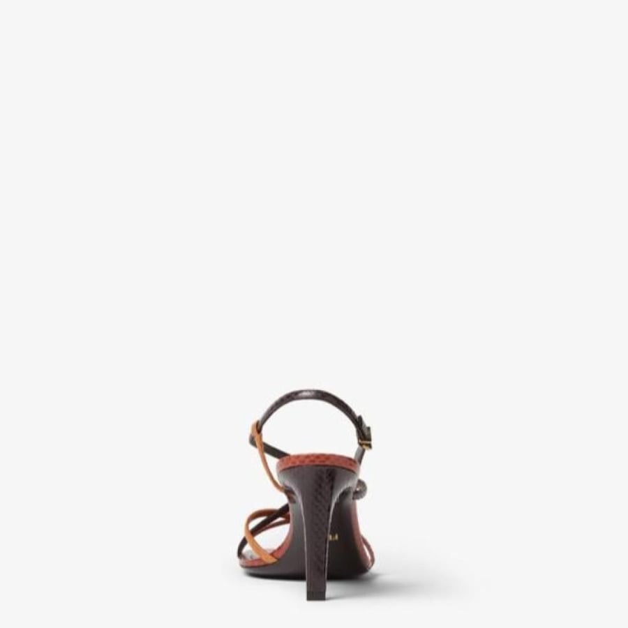 كعب فندي FENDI