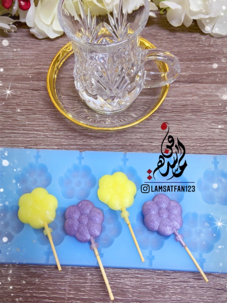قالب وردة بعود