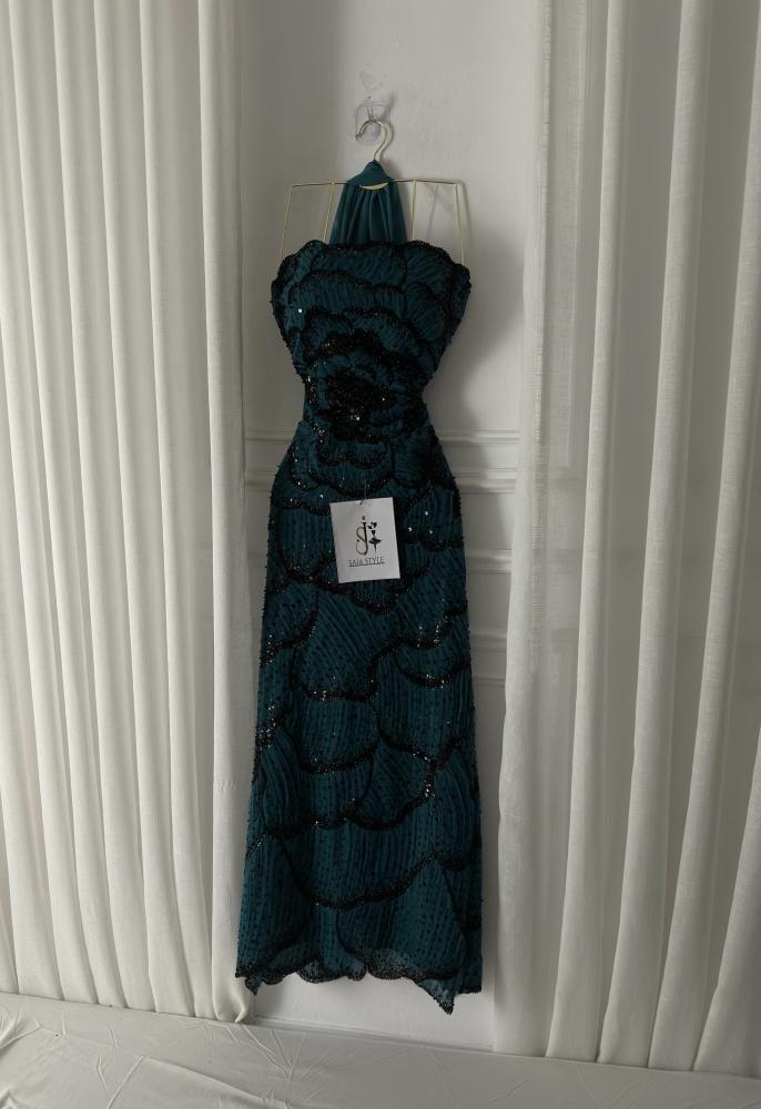 Naghm dress