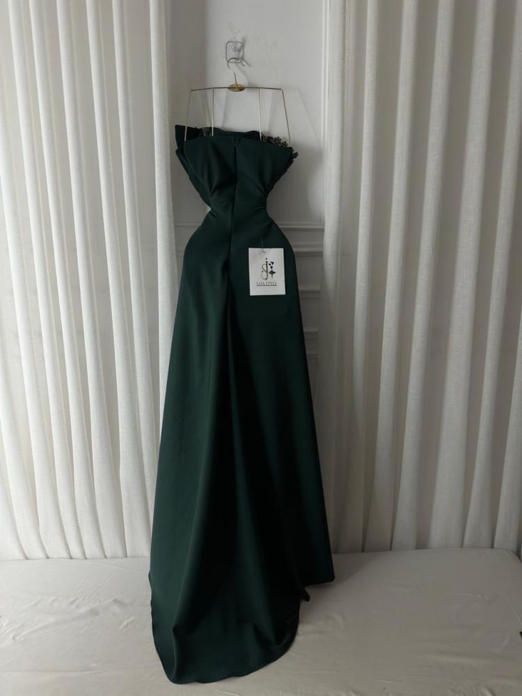 Dress andسن