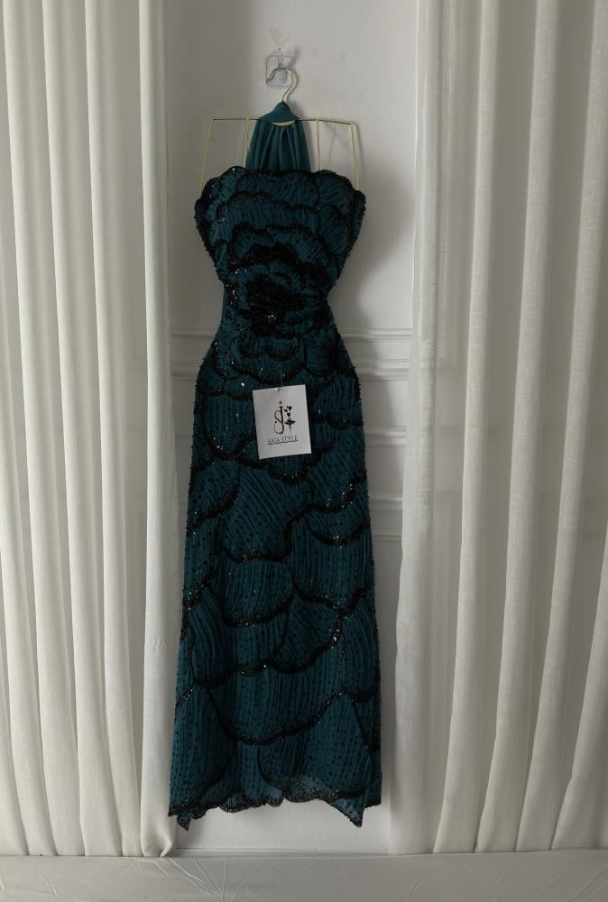 Naghm dress