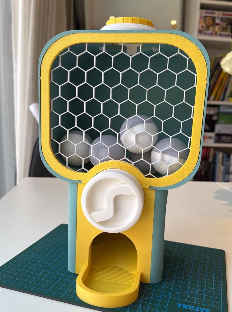 Capsule Vending Machine – Mini Reward Dispenserr