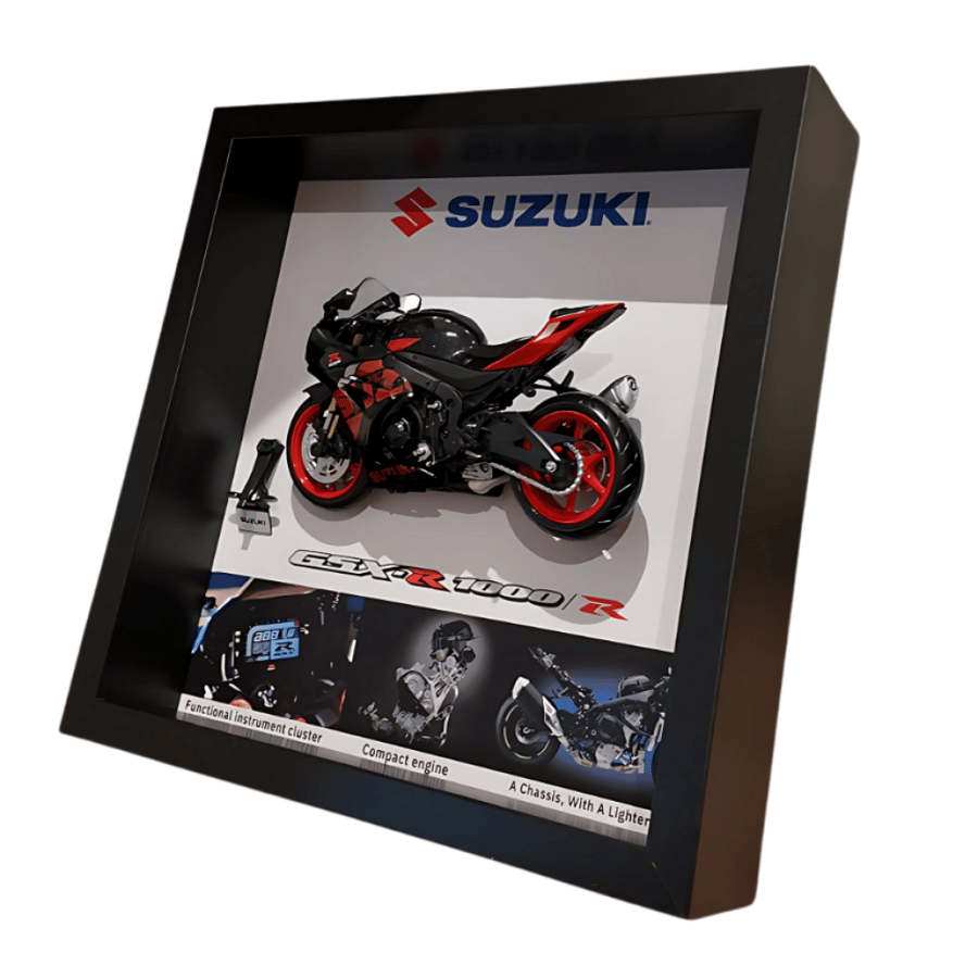 لوحة مجسم دباب اسود و احمر Suzuki 1000RR