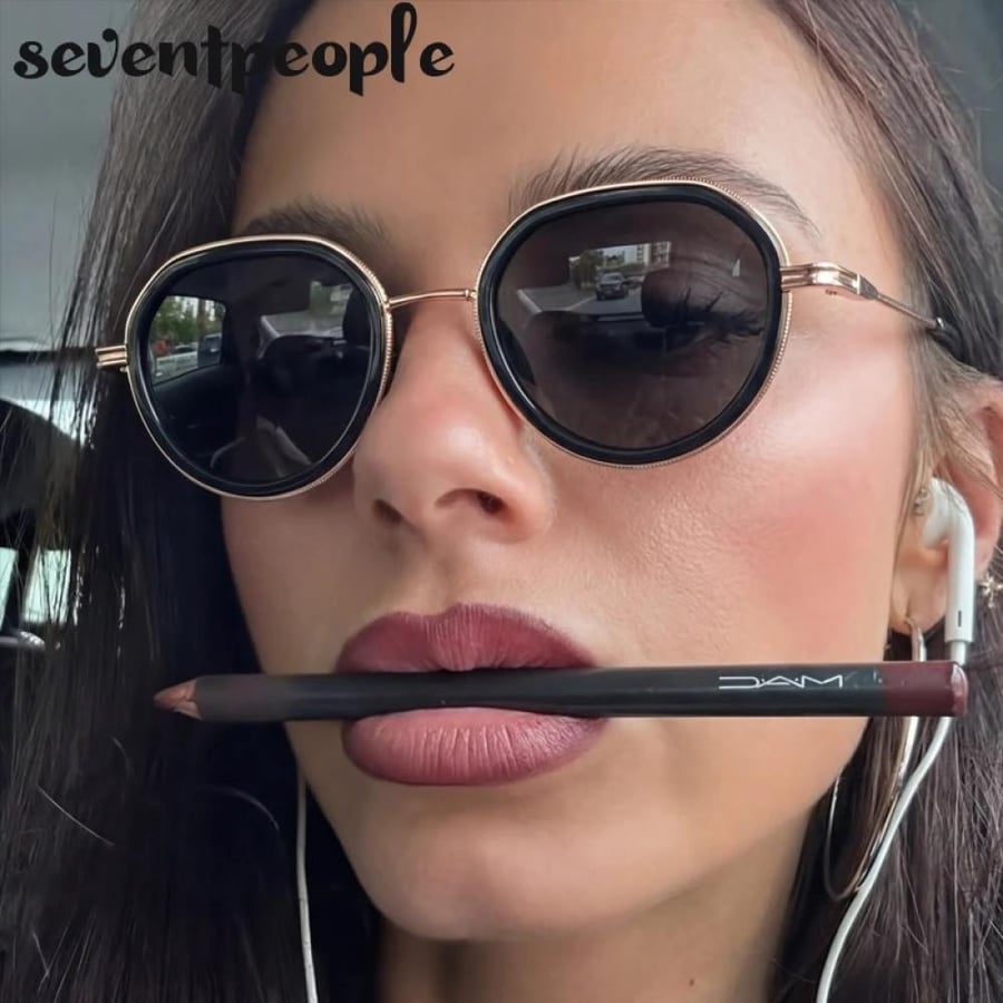 نظارات شمسية نسائية دائرية بإطار معدني بتصميم بانك، فاخرة بتصميم 2026، ريترو أنيقة وعصرية