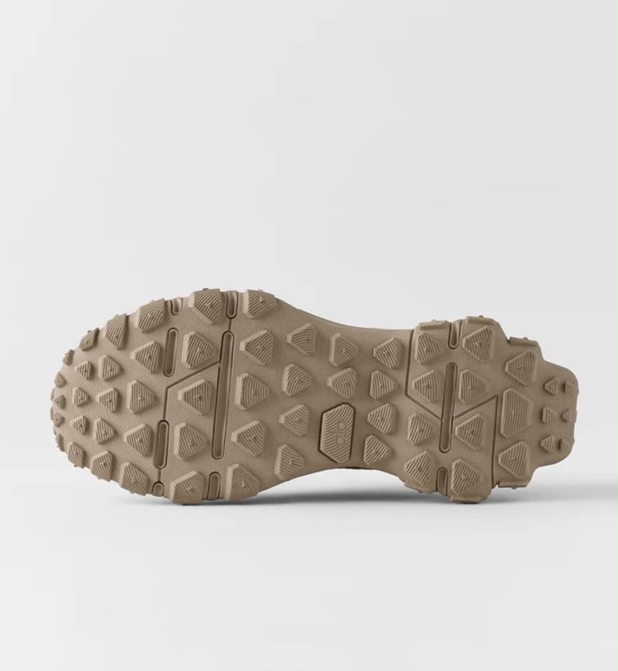 ALO Sneakers