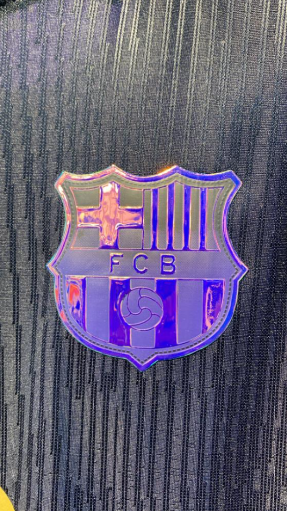 تيشيرت برشلونه الثاني 2027