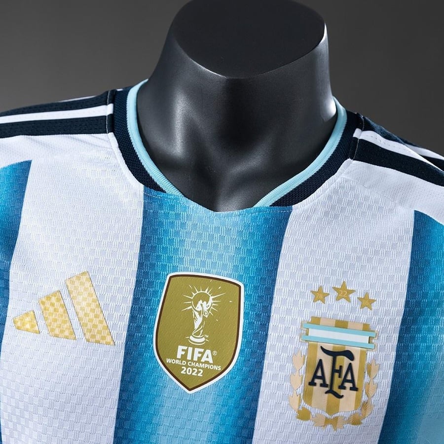 تيشيرت منتخب الارجنتين كأس العالم 2026 الاساسي السماوي