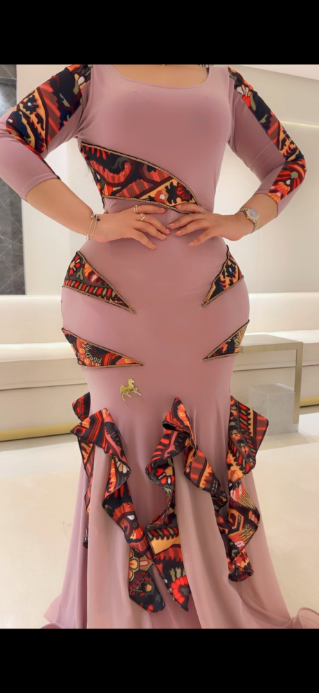 فستان سترتش