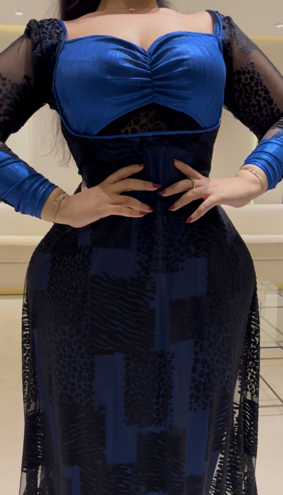 Stretch dress with velvet tulle
