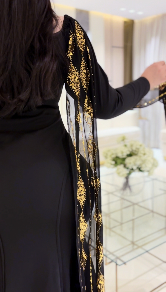 فستان سترتش كريب مع شيفون