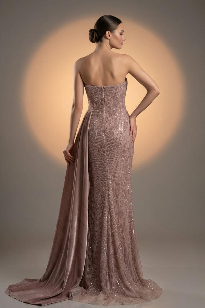 Pink earthy evening dress with luxurious embroidery and side slit