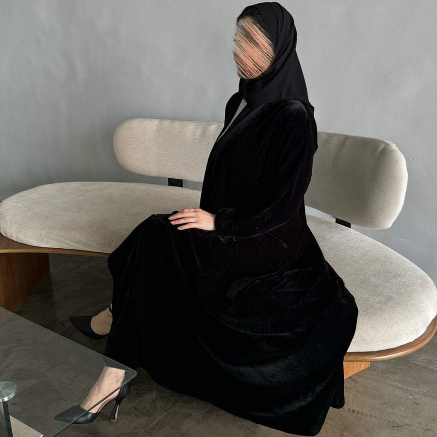 مخمل أسود