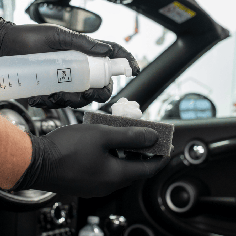 منظف الجلود والأقمشة LeatherTexClean - بخاخ العناية المتكاملة للسيارات والأثاث (500 مل)