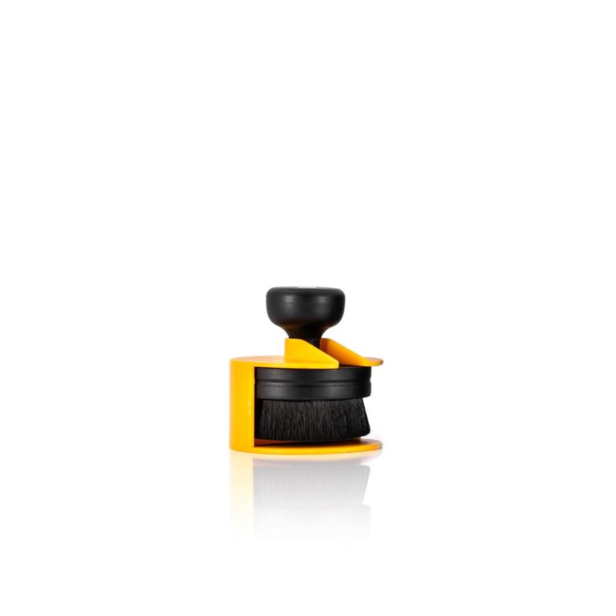 CYCLONE TIRE DRESSING APPLICATOR