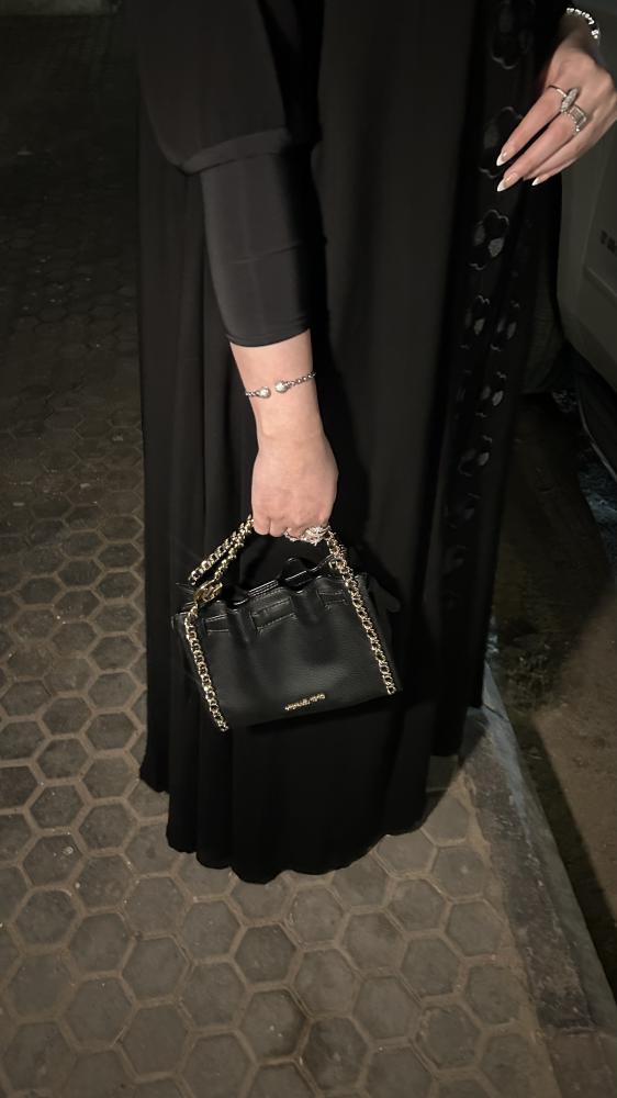 شذى