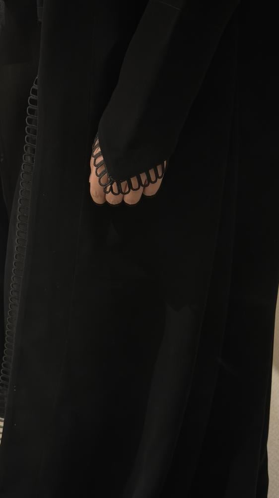 منى