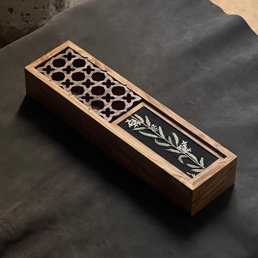 The branch box - olive wood