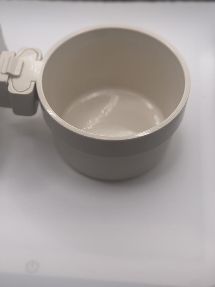 معلف طيور كبيرة
