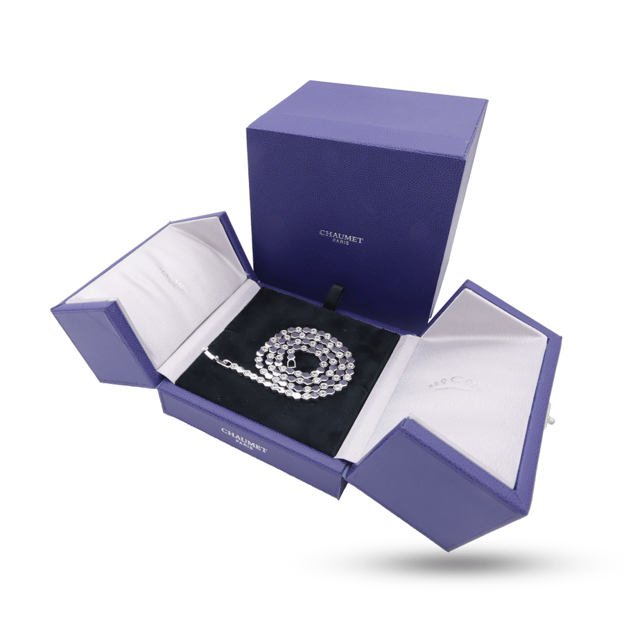 عقد Bee de Chaumet