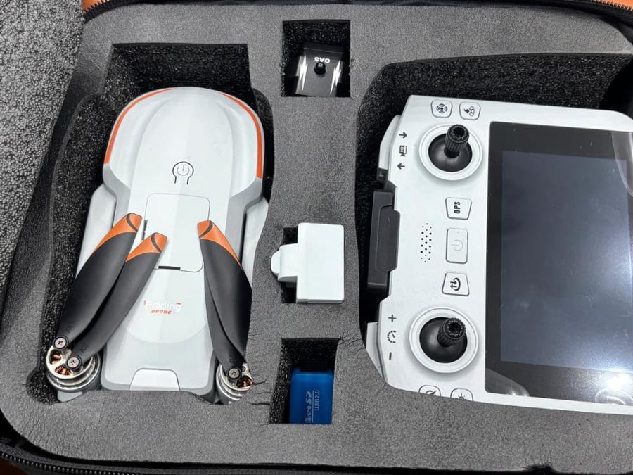 طائرة درون T20GPS: الخيار الأول للمبتدئين بطيران مستقر، نظام عودة تلقائي بالـ GPS، ومستشعر حماية من الاصطدام! تحكم احترافي بريموت مزود بشاشة مدمجة، وتصوير HD 1080p مع مستشعر عوائق ذكي سكان تبوك توصيل في اقل من ساعتين