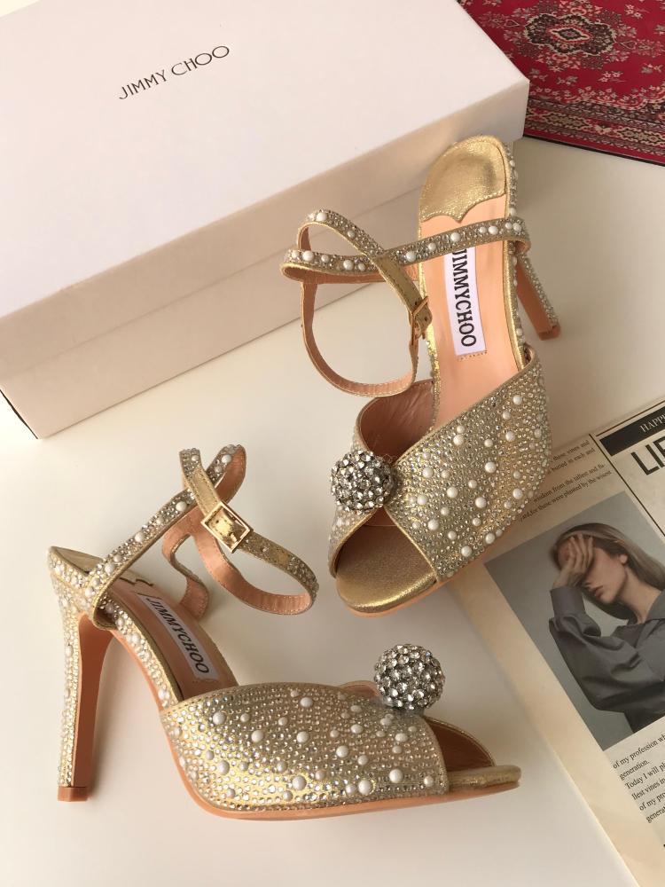 Jimmy Shoe heel