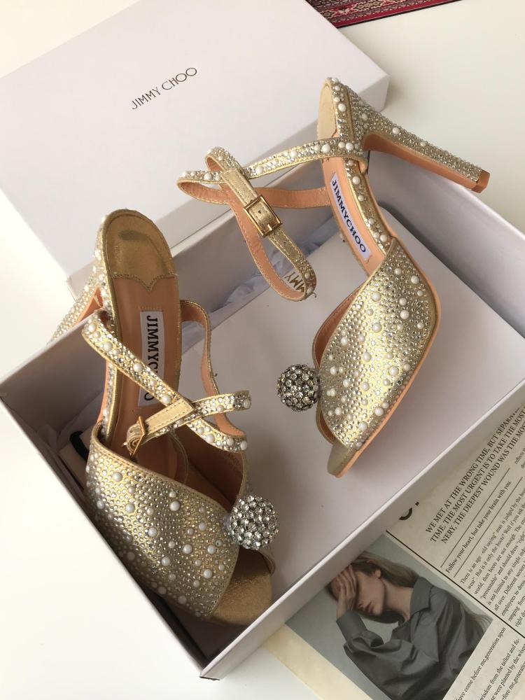 Jimmy Shoe heel