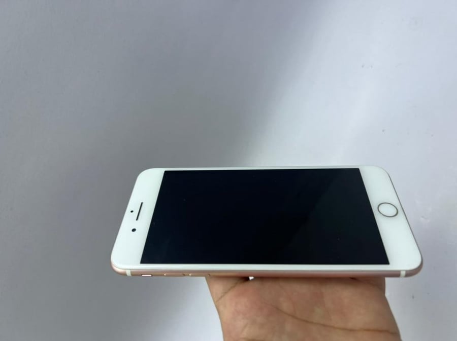 مستخدم - ايفون 7 بلس 128GB  روز قولد