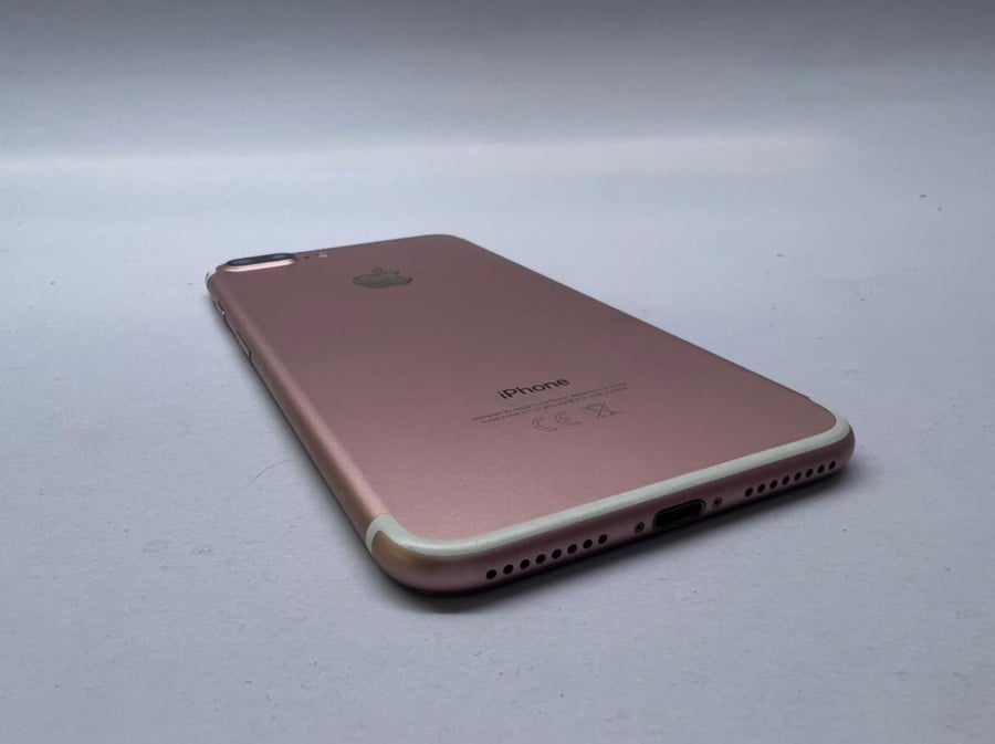 مستخدم - ايفون 7 بلس 128GB  روز قولد