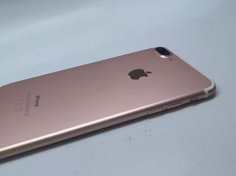 مستخدم - ايفون 7 بلس 128GB  روز قولد