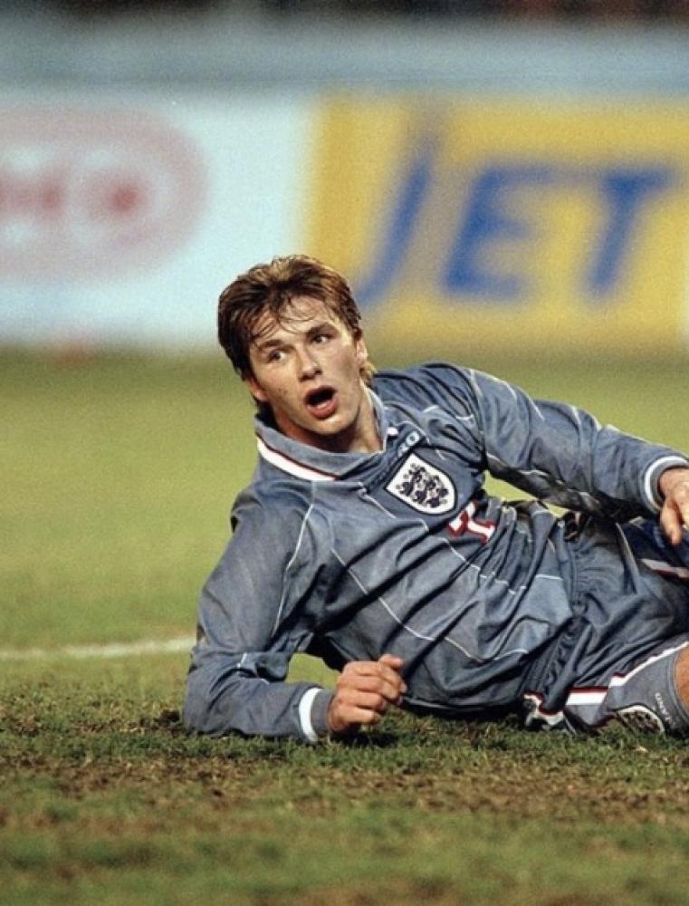 تيشيرت منتخب إنجلترا الاحتياطي 1996