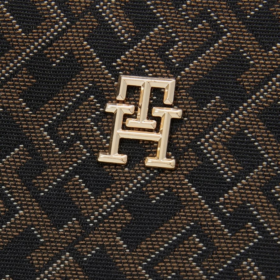 Toomy hilfiger