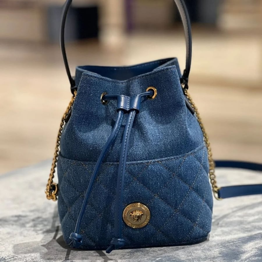 VERSACE